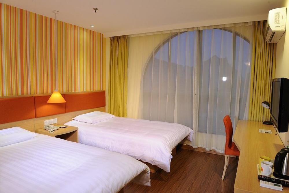 Home Inn Rushan Qingshan Road Уейхай Екстериор снимка