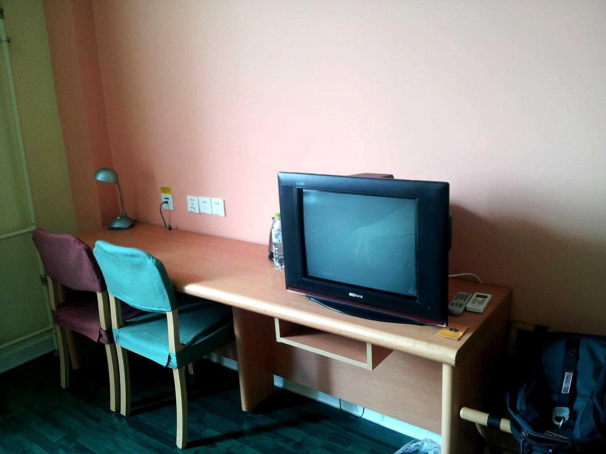 Home Inn Rushan Qingshan Road Уейхай Екстериор снимка